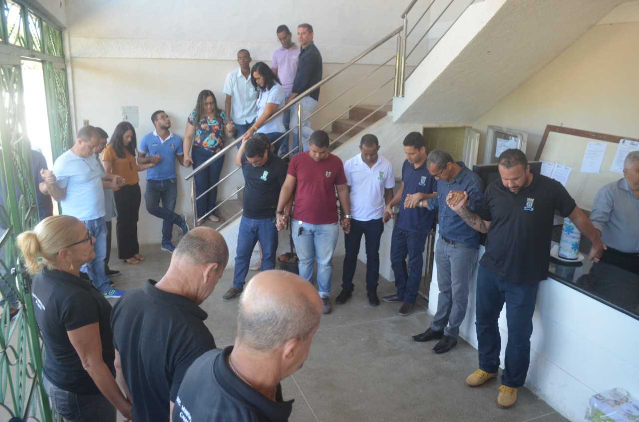 Camacã: Prefeito Interino Paulo do Gás reúne funcionários da prefeitura para uma breve reunião 
